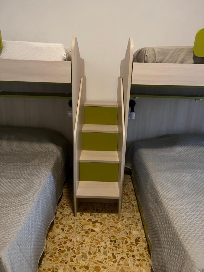 Casa Vacanze Refugium & Lounge Ferienwohnung Vico Del Gargano Ngoại thất bức ảnh