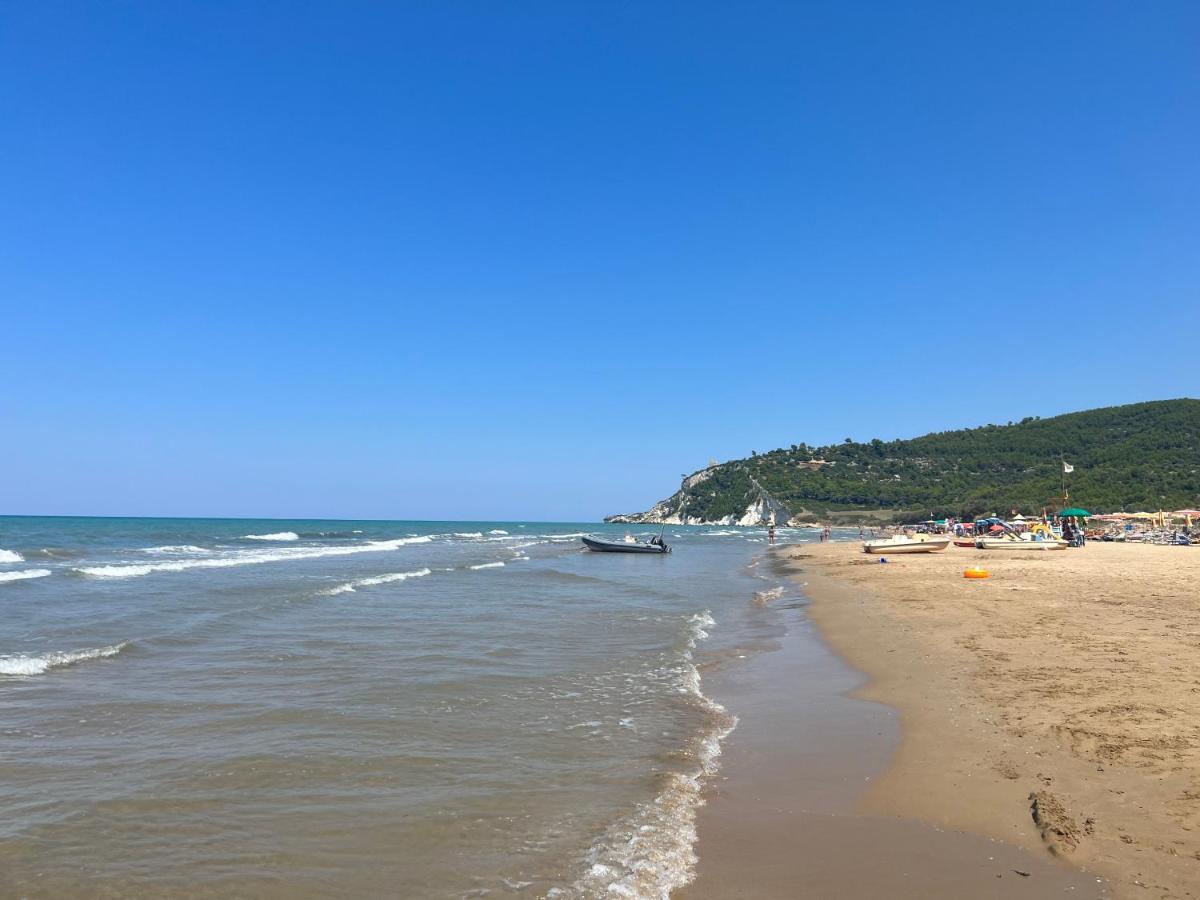 Casa Vacanze Refugium & Lounge Ferienwohnung Vico Del Gargano Ngoại thất bức ảnh